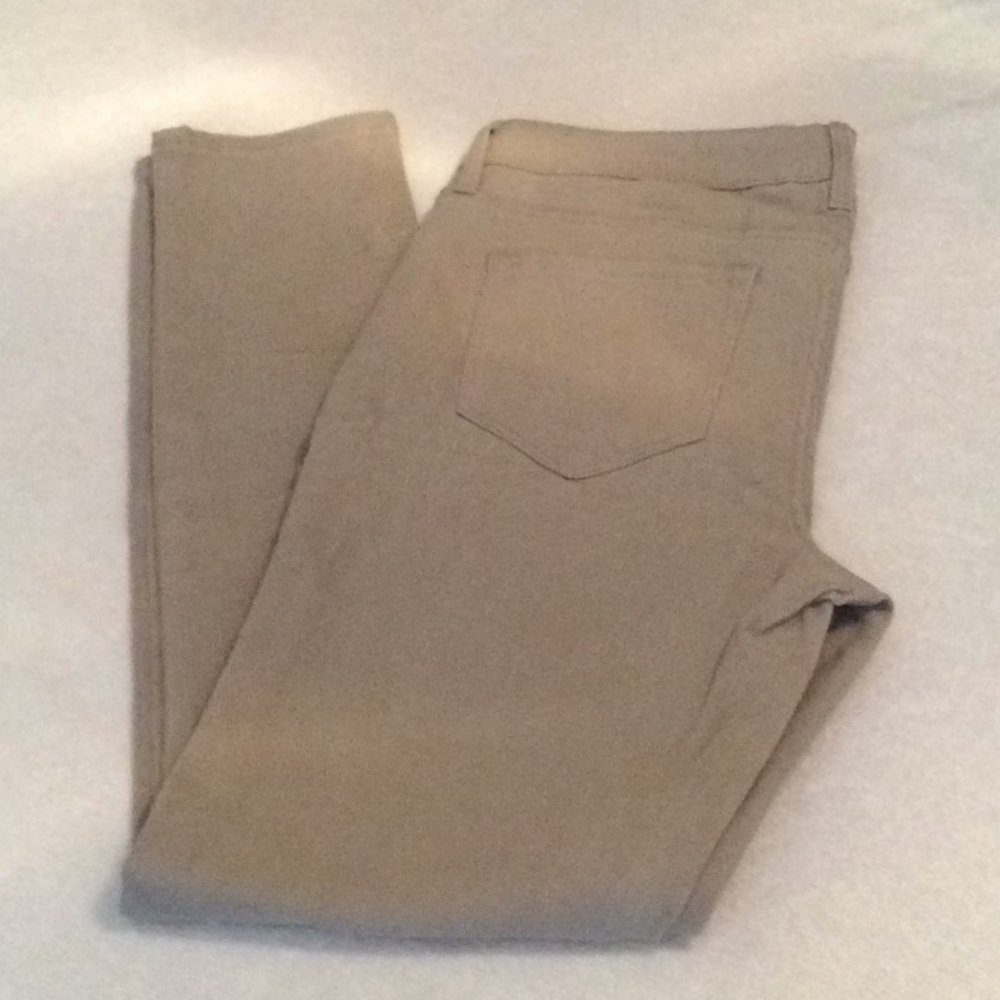 Old Navy Rockstar jeans size 8